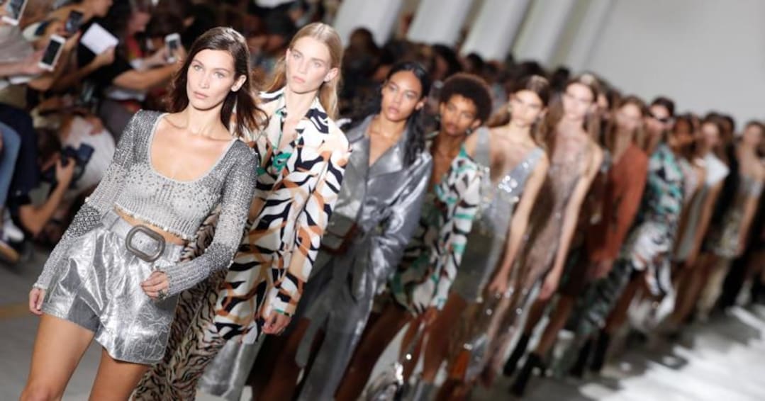 Roberto cavalli vendita azienda outlet